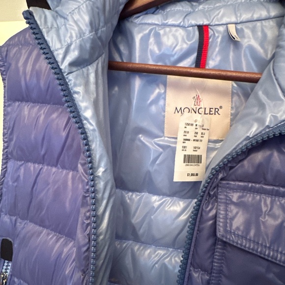 Moncler down gilet (vest) - Picture 5 of 6